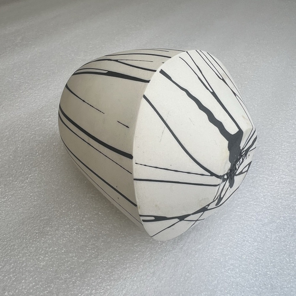 Paint Splatter Bud Vase By Bean‎ And Bailey Ceramics Anthropologie - Picture 7 of 12